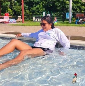 Meet your Posher, Mariely